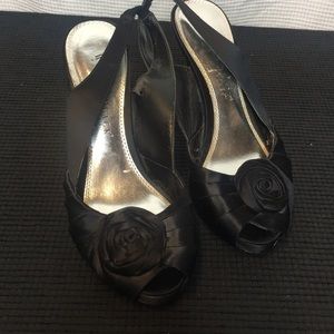 White House black market dress shoes